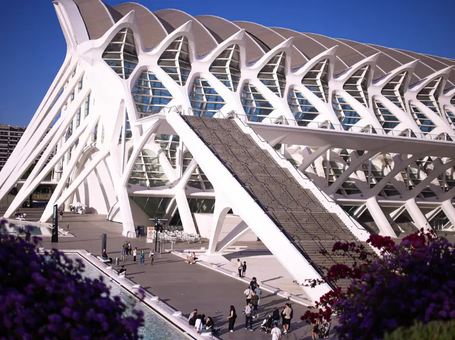 Futurystyczna architektura Miasta Sztuki i Nauki