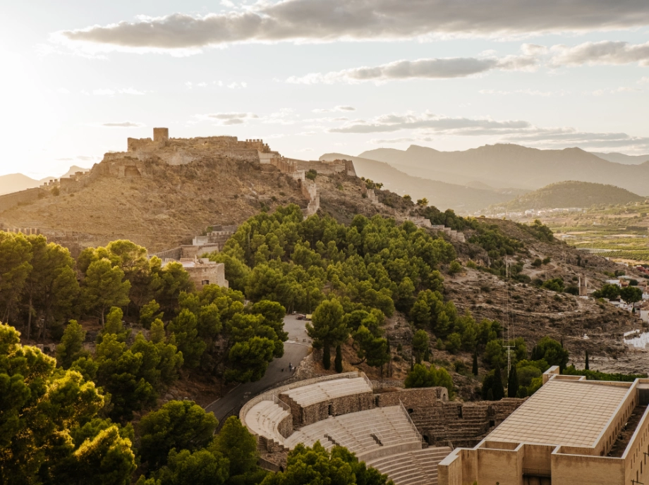 Recorrido por el teatro romano de Sagunto
